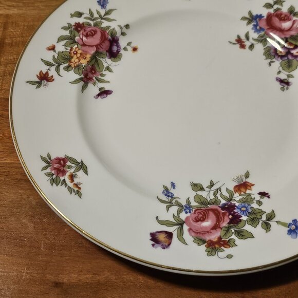 Crown Staffordshire Dresden Spray Salad Plate 8.5" rose floral bouquet - Picture 3 of 12